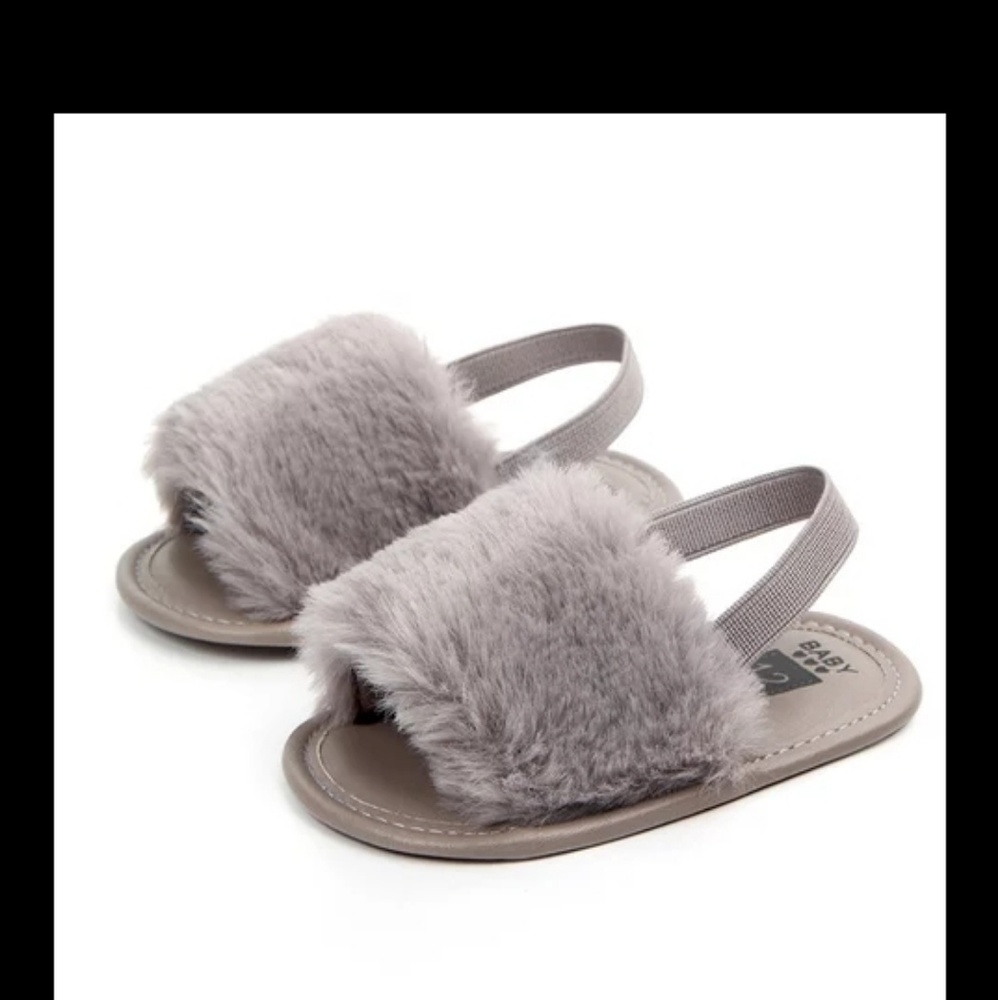 Plush infant soft sole shoes
